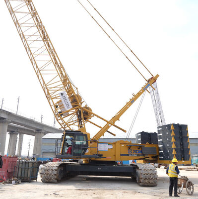 Buy XLC260 Second Hand Crawler Cranes 60ton Capacity Tracked Crawler Crane online manufacture