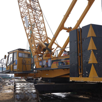 Buy 494kW 180T Compact Crawler Crane With Guaranteed Quality XGC180 online manufacture