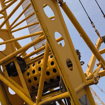 Buy Hydraulic Crawler Crane with Max Gradeability 35%, Max Lifting Height 91 Meters, and Tamping Capacity 3600kNm online manufacture