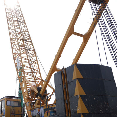kopen 85000 kg Gebruikte Rupskranen XGC85 Tweedehands Rupskranen online manufacture