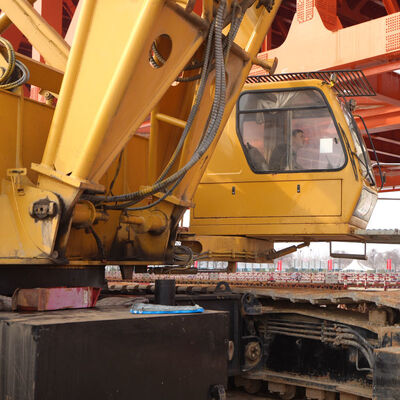 Buy Used Crawler Crane with Maximum Gradeability 30%, Main Boom Length 16-73m, and Rated Power 175/220kw/RPm online manufacture