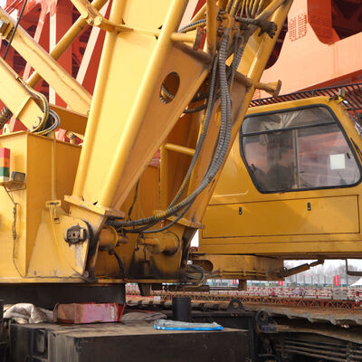 Buy Used Crawler Crane with 16-73m Main Boom Length 30% Maximum Gradeability and 175/220kw/RPm Rated Power online manufacture