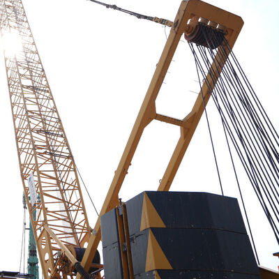 kaufen 220 Tonnen Raupenkran Mobil / Hydraulischer Gittermast-Raupenkran online manufacture