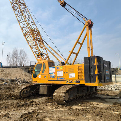 Купить Гусеничный кран б/у со скоростью движения 1,5 км/ч, грузоподъемностью 30 тонн и длиной стрелы 13–58 м для подъема тяжелых грузов online manufacture