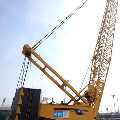 Buy High Capacity 150ton Crawler Mounted Mobile Crane With 600 Liters Fuel Tank online manufacture
